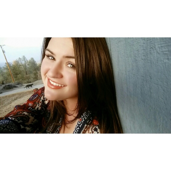 Profile Picture of Kaylyn Kappitz (@kaylyn7) on Poshmark