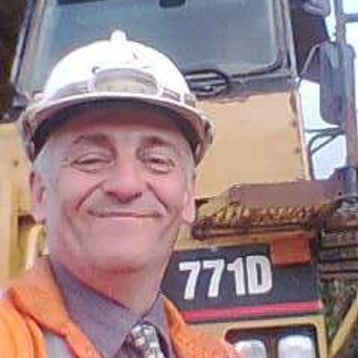 Profile Picture of Nicholas Paul Dalby (@OyBignose) on Twitter