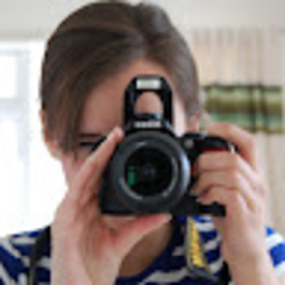 Profile Picture of Laura Roach (@laurarh391) on Poshmark