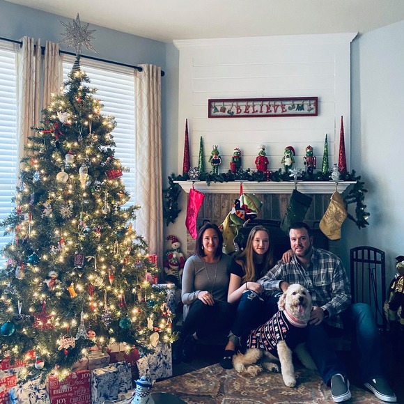 Paula Thurmbuchler - Poshmark Profile Picture of Paula Thurmbuchler (@paulacarey85) on Poshmark