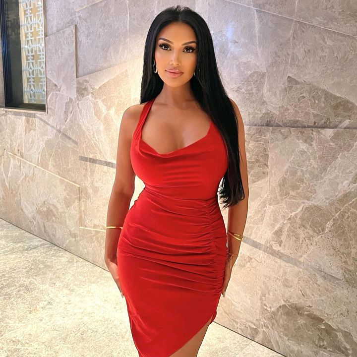 Profile Picture of ellabesty63 (@ellabucdq0w) on Tiktok
