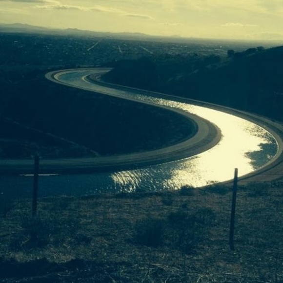 Profile Picture of Tyler Sinness (@tsinness) on Poshmark