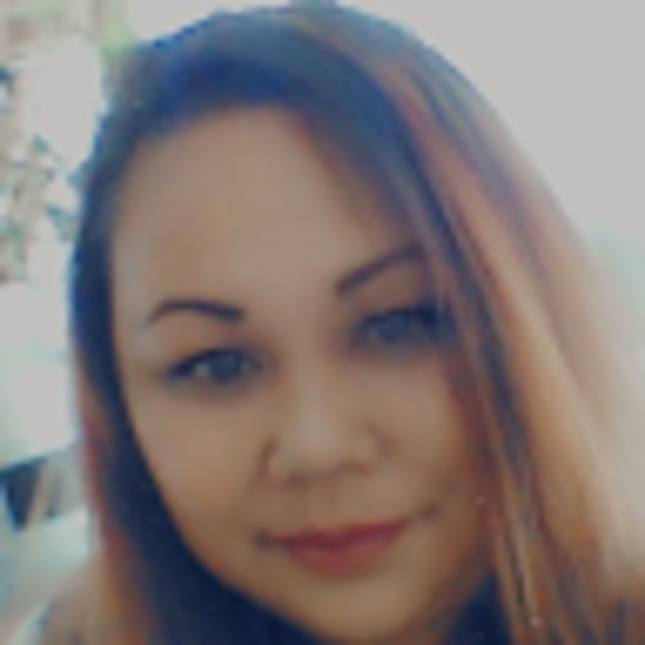 Profile Picture of Hermina Tomisa (@herminatomisa) on Poshmark