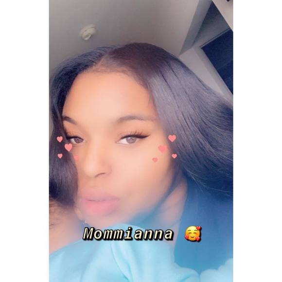 Profile Picture of Jayy Nezbeth (@jaynezbee) on Poshmark