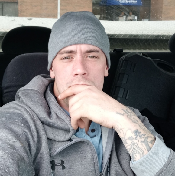 Profile Picture of Kyle Kupfer (@kylekupfer1988) on Poshmark