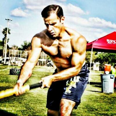Profile Picture of Chris Ponce (@Motiv8__Fitness) on Twitter