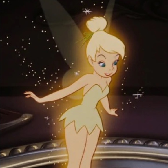 Profile Picture of Dominique Magnone (@dominique_m91) on Poshmark