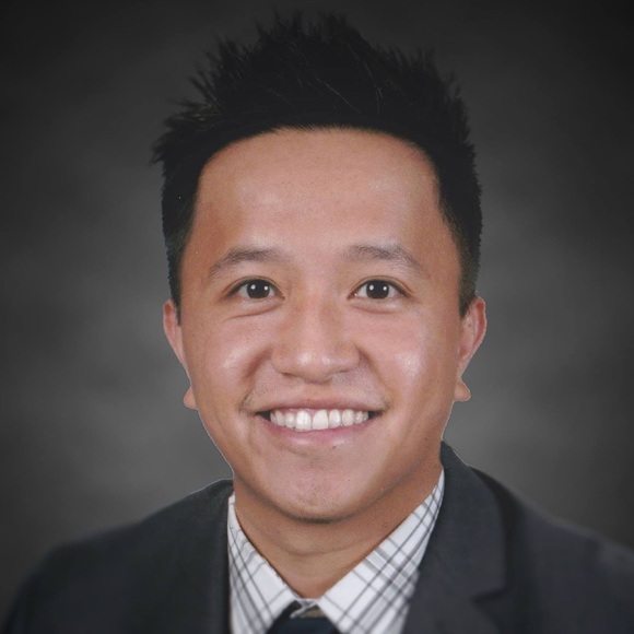 Profile Picture of Andrew Li (@andrewli1988) on Poshmark