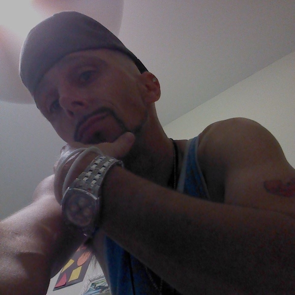 Profile Picture of Will Beem (@willbeem) on Poshmark