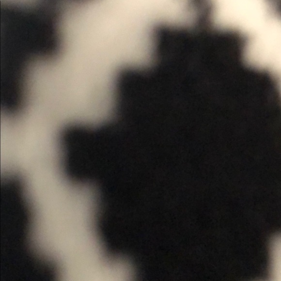 Profile Picture of Darcy Rodriguez (@darcy_rodriguez) on Poshmark