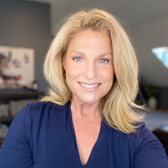Profile Picture of Dalynne Adams (@dalynne20) on Poshmark
