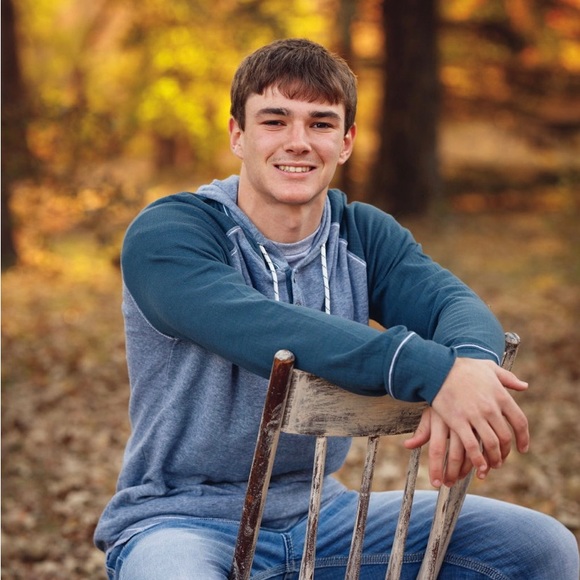 Profile Picture of Kade Mitchell (@jameskadem) on Poshmark
