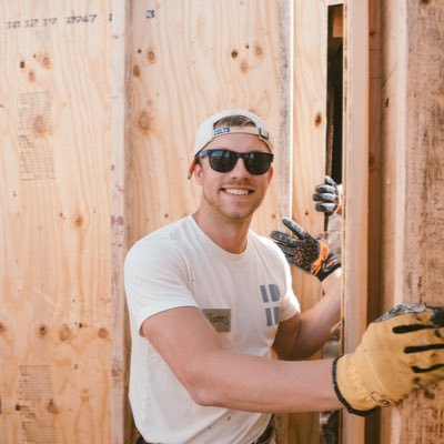 Profile Picture of James (@james_schulz_) on Twitter