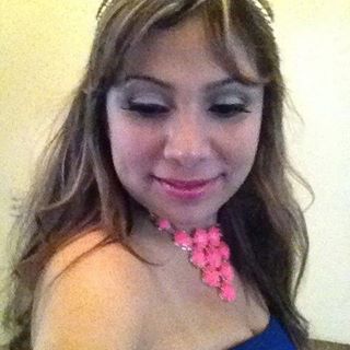 Profile Picture of Mae Bates (@Mae-Bates) on Facebook