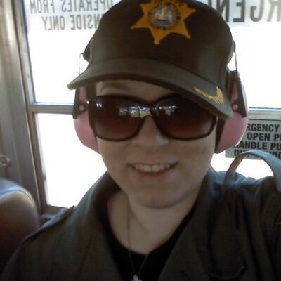 Profile Picture of Amanda Butters (@@amanda4383) on Twitter