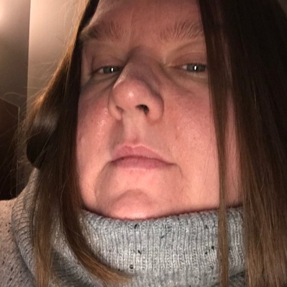 Profile Picture of Correena Correena (@correena_1980) on Poshmark