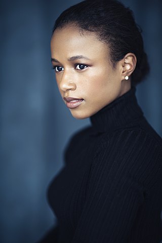 Profile Picture of Ashlei Sharpe Chestnuton Wikipedia