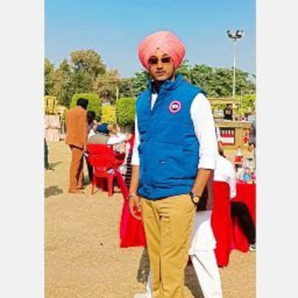 Profile Picture of Prabaldeep Singh (@deepprabal90) on Poshmark