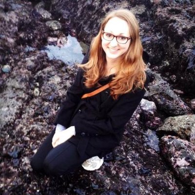 Profile Picture of Julia Farrell (@CreativityRains) on Twitter