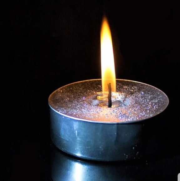 Profile Picture of Victoria Venuso (@victoriavenuso) on Poshmark