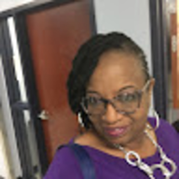 Profile Picture of Cassandra Moses (@moses0912) on Poshmark