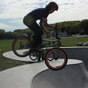 Profile Picture of Alex Danis (@alexdanis3444) on Youtube