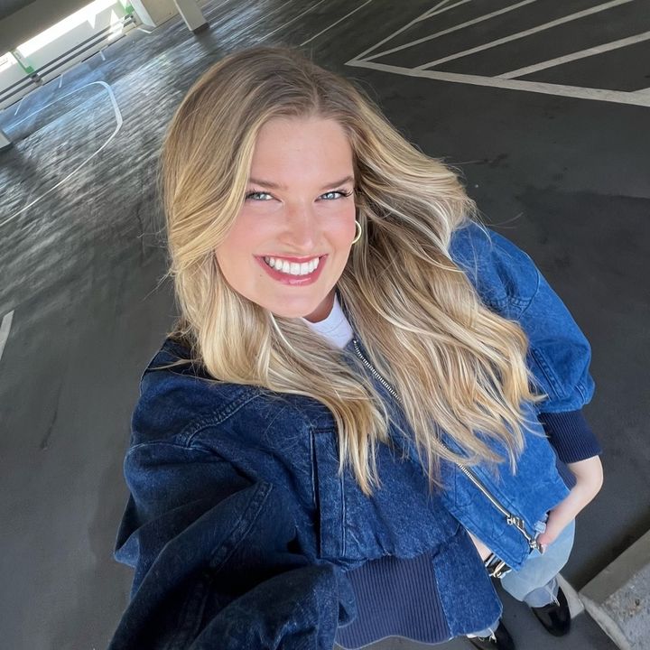 Profile Picture of   This happens every time￼ 😫... (@hannahroeloffs) on Tiktok