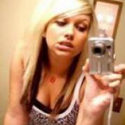 Profile Picture of Lorelei James (@Loreleiu3) on Twitter