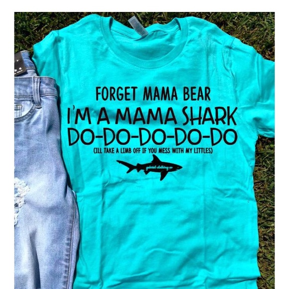 Profile Picture of Cindy Kinnamon (@cookercindy) on Poshmark