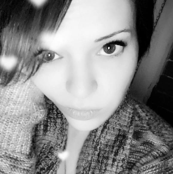 Profile Picture of Katelin Jodry (@kjodry2302) on Poshmark