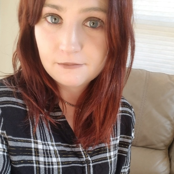 Profile Picture of Casey Witherspoon (@caseyspoon92) on Poshmark