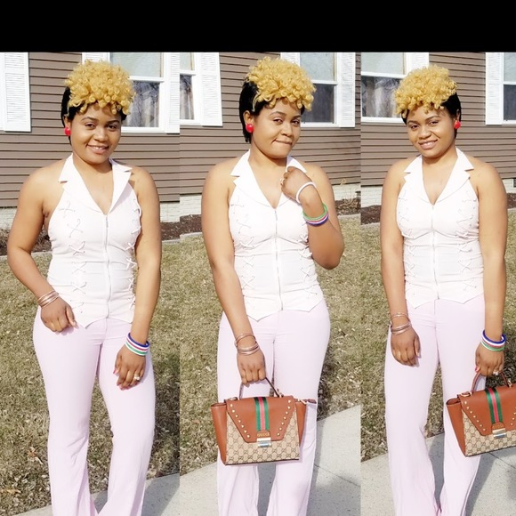 Profile Picture of Deline Djuma (@delinedjuma9) on Poshmark