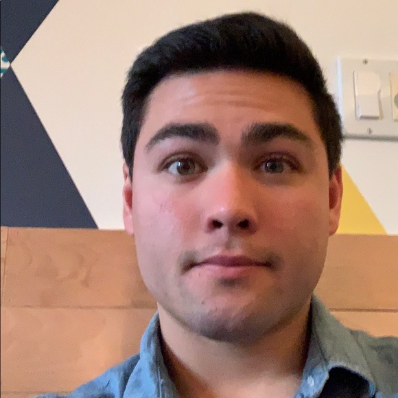 Profile Picture of Justin Felts (@justinfelts1) on Poshmark