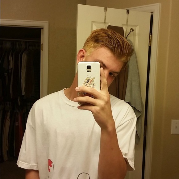 Profile Picture of Joe Finamore (@joefinamore) on Poshmark