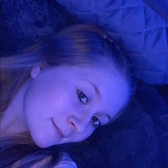 Profile Picture of Jenna Kaiser (@jkaiser525) on Poshmark