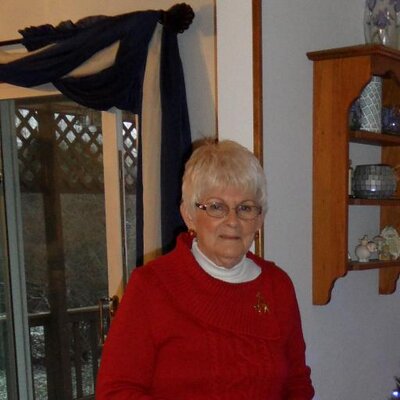 Profile Picture of Evelyn Cole (@evelyn7172) on Twitter
