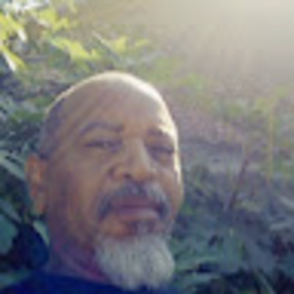 Profile Picture of Tal Clayter (@tclayter) on Poshmark