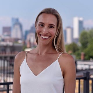 Profile Picture of Andrea Marie (@andrea.leiser.3) on Facebook