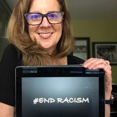 Profile Picture of Christine Montgomery (@chrismontgomery) on Twitter