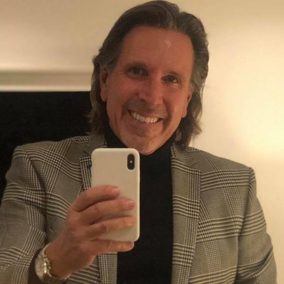 Profile Picture of Dirk Larson (@larsondirk) on Poshmark