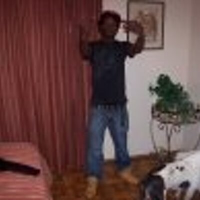 Profile Picture of Ronnie Chase (@spydarich) on Twitter