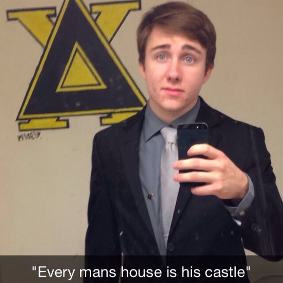 Profile Picture of Jake Howard (@jacobgh123) on Poshmark