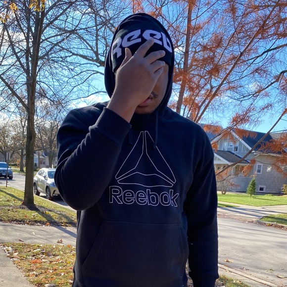 Profile Picture of Aliyu Abdulkareem (@alicious659) on Poshmark