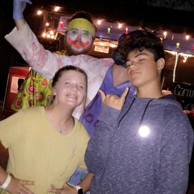Profile Picture of Jon Olivarez (@jonolivarez_10) on Twitter