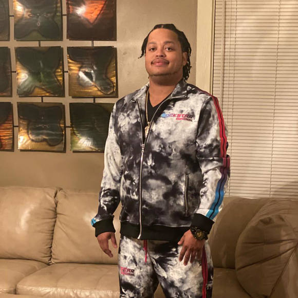 Profile Picture of David Conston (@dconston) on Poshmark