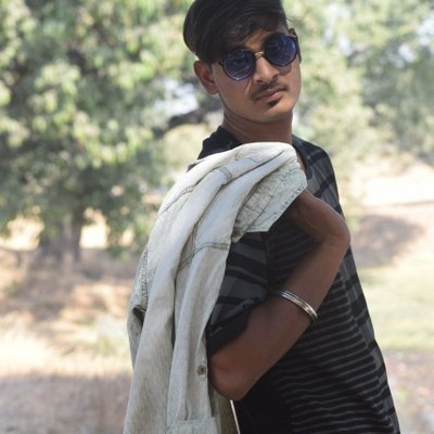 Profile Picture of Vicky Ware (@Vickyware20) on Twitter