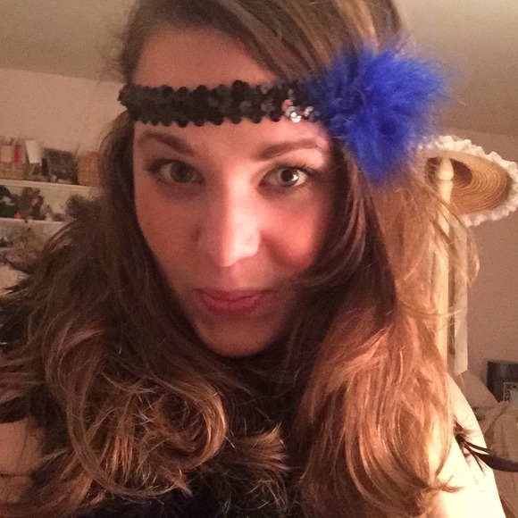 Profile Picture of Ashley Engler (@ashahlee123) on Poshmark