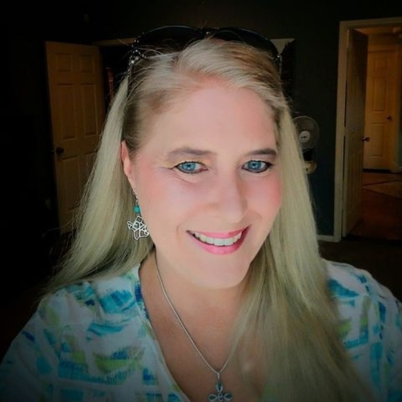 Profile Picture of Tanya Rich-travis (@trsstravis) on Poshmark