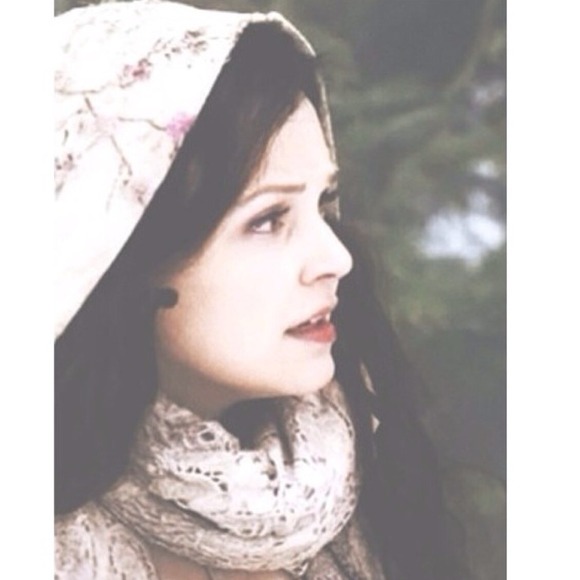 Profile Picture of Jannel Binarao (@janerucchi) on Poshmark