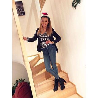 Profile Picture of Julia Welsh (@julia.welsh.583) on Facebook